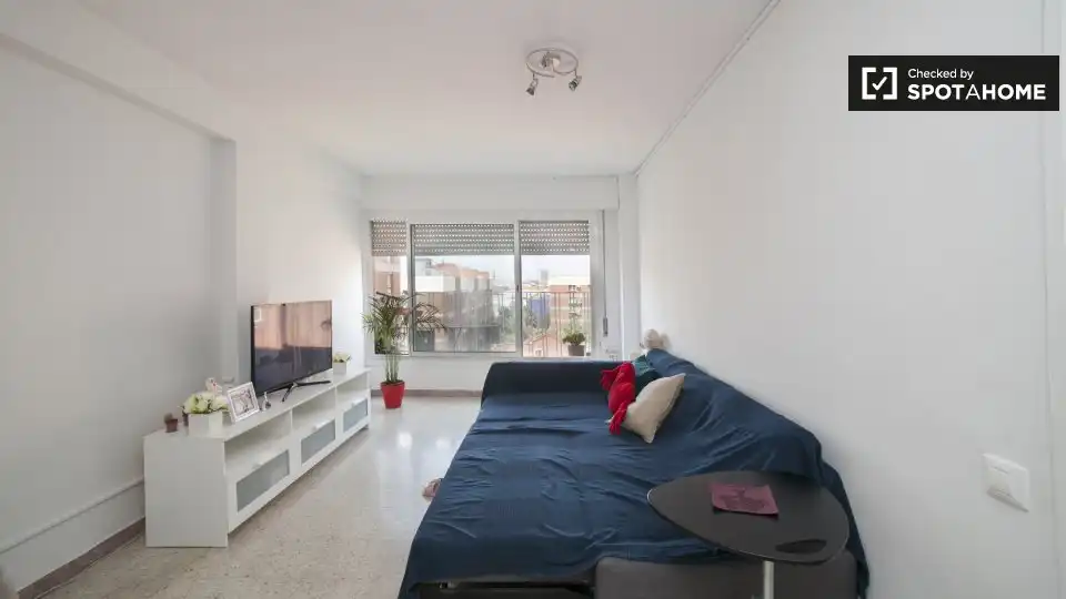 Sala d'estar de Pis per a compartir en Barcelona amb Aire condicionat, Calefacció i Moblat