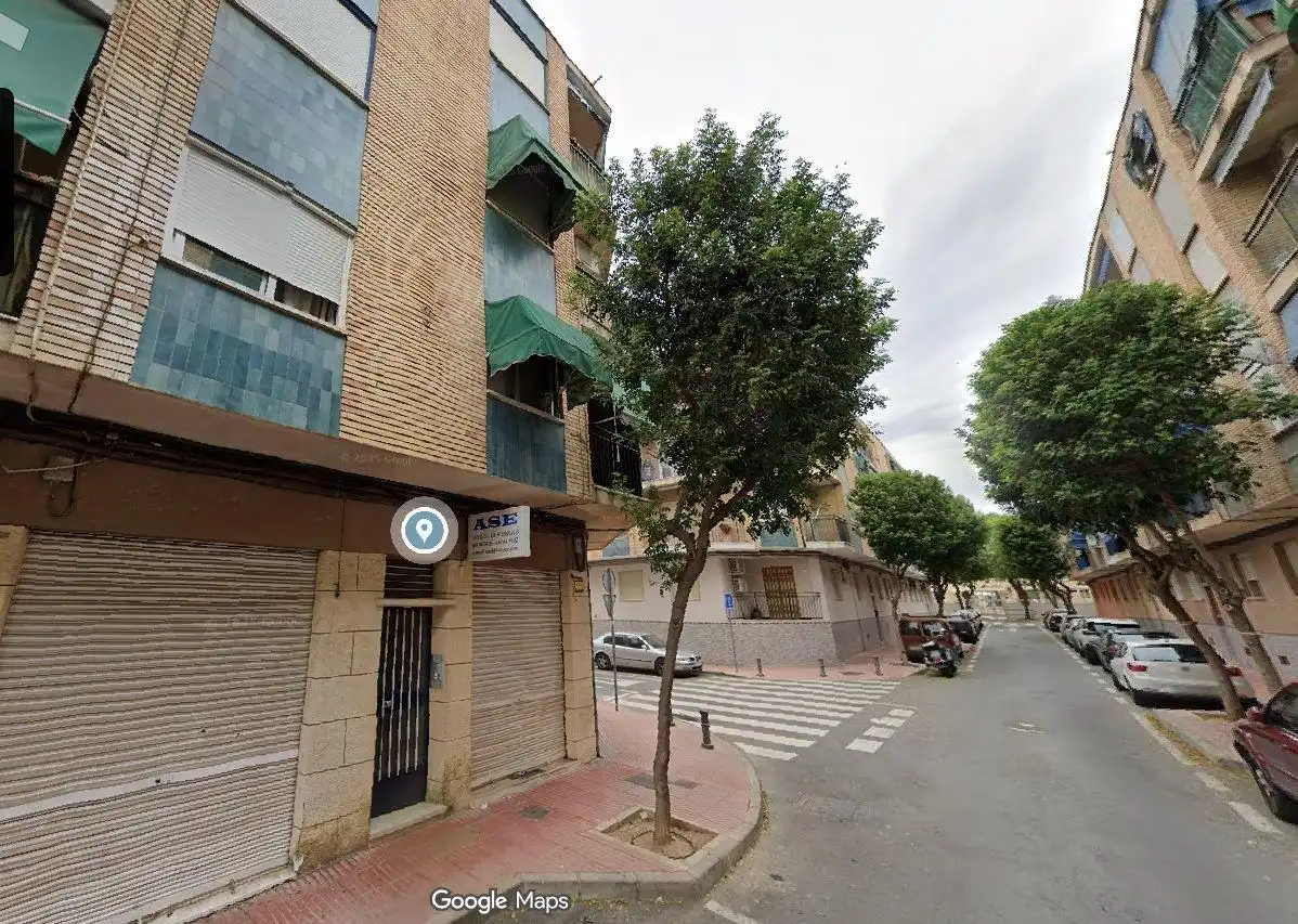 Flat for sale in Calle calderon de la barca 63, imagen 3