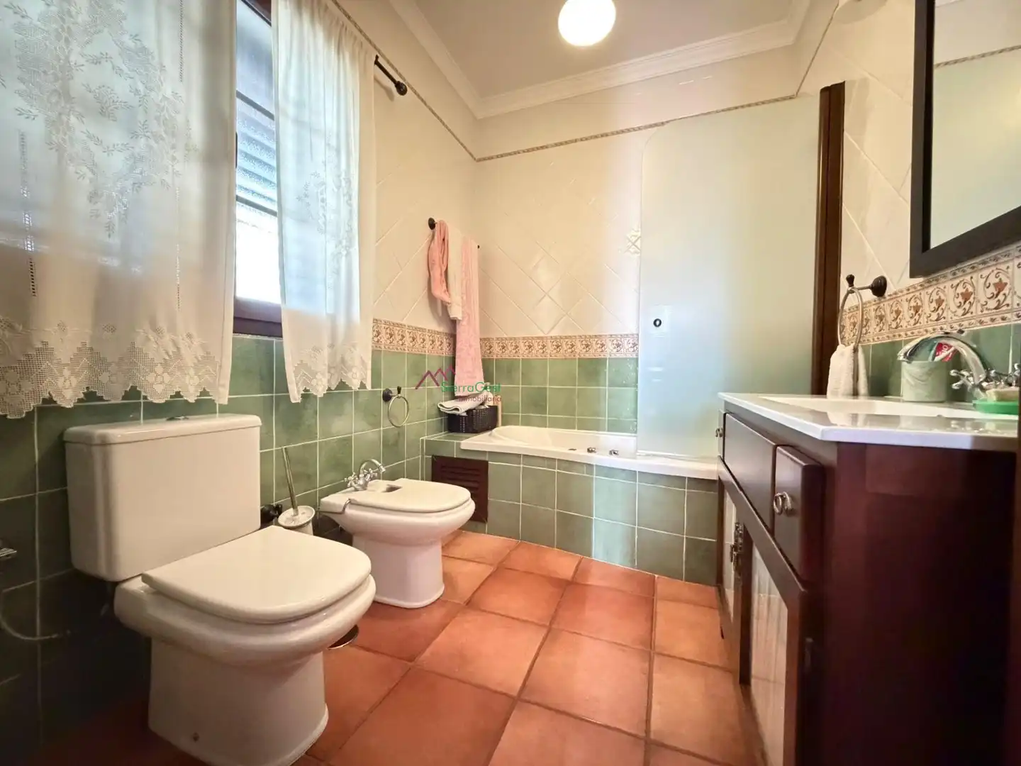 Bathroom of Houses for sale in Ubrique  with Private garden and Terrace