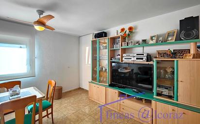 Living room of Flat for sale in  Huesca Capital  with Heating, Terrace and Storage room