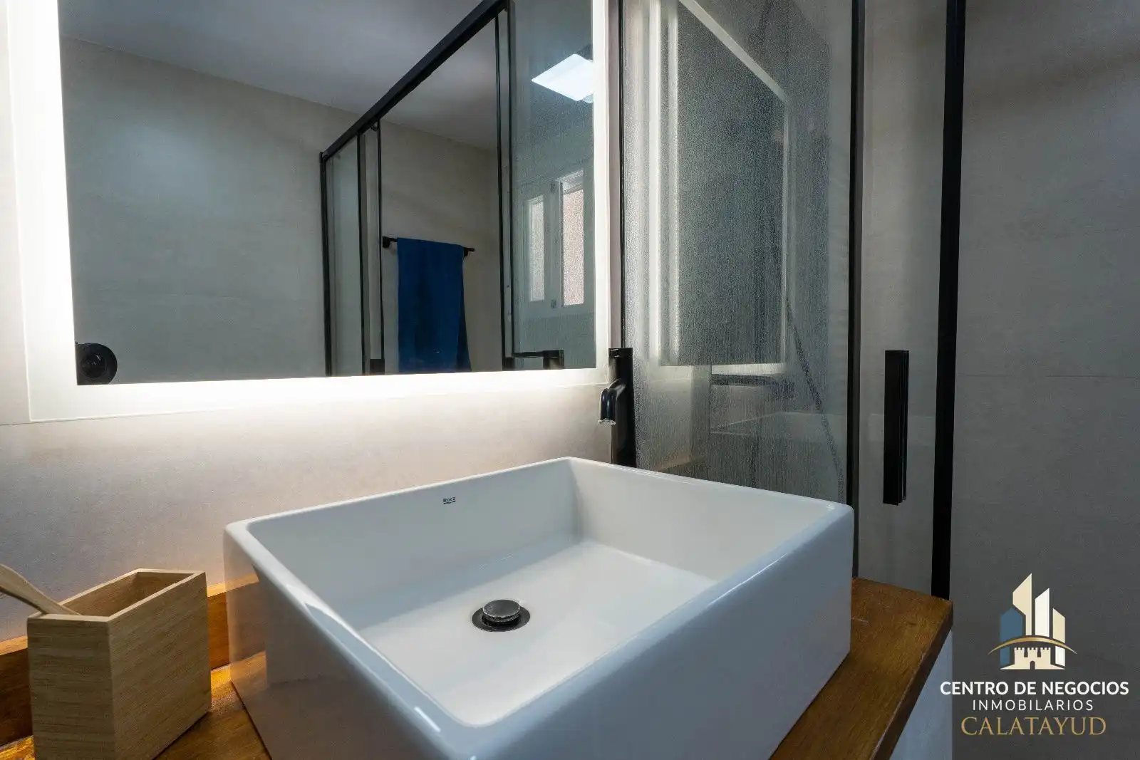 Baño de Casa o chalet en venta en Maluenda con Calefacción, Terraza y Amueblado