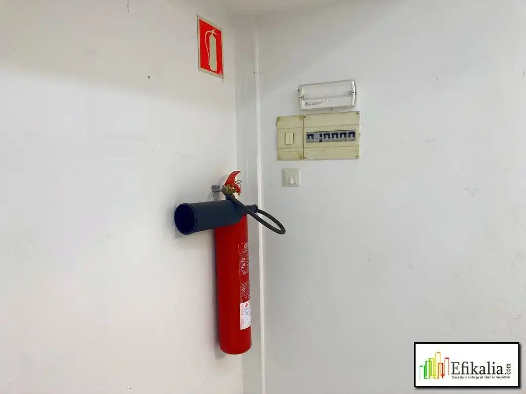 Local comercial en venda a Korreo 11, imagen 7