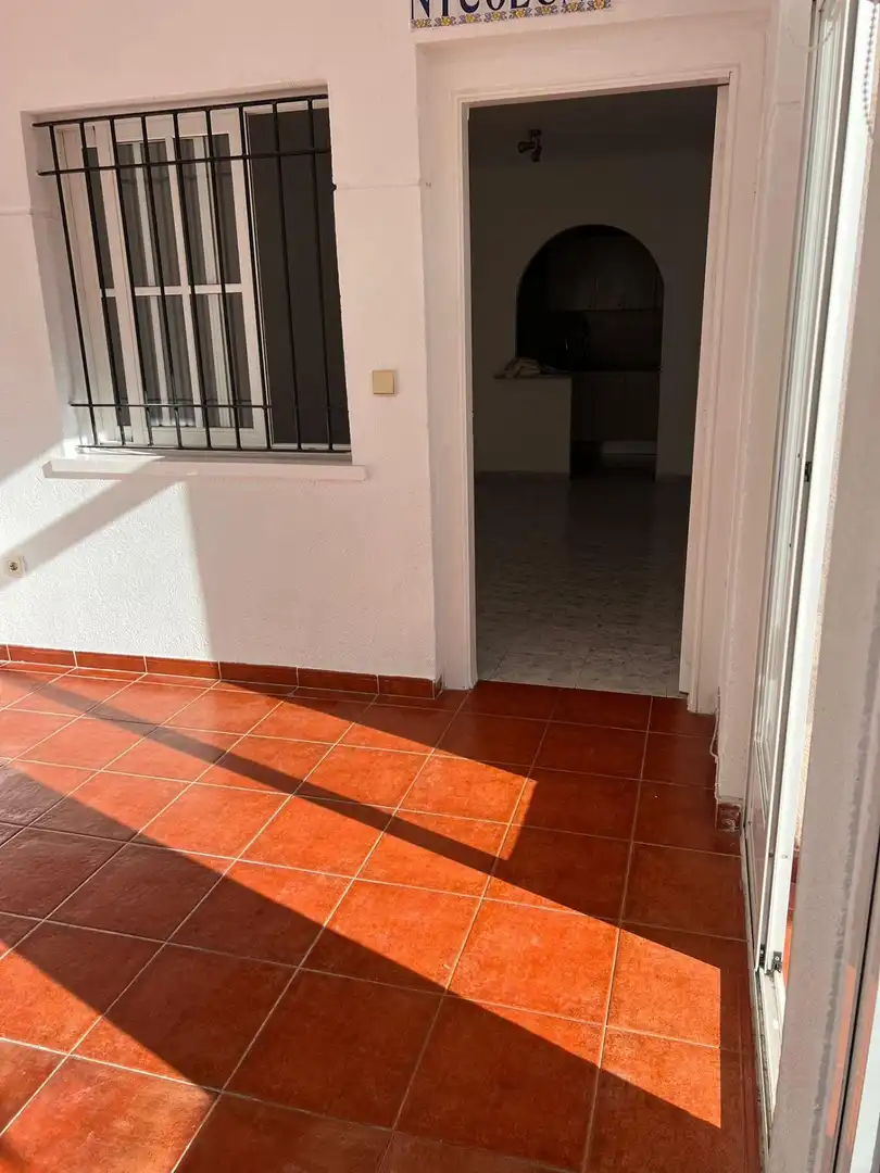 Planta baja en venta en Orihuela con Jardín privado, Terraza y Piscina comunitaria