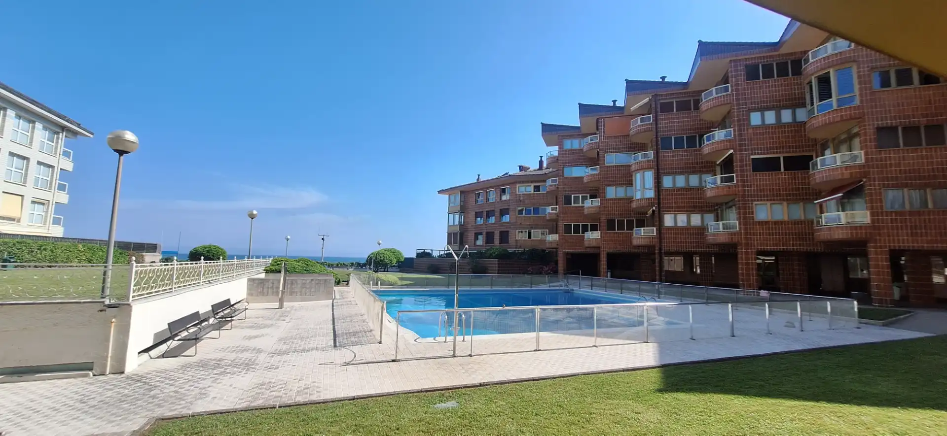 Schwimmbecken von Wohnungen zur Miete in Zarautz mit Möbliert, Ofen und Waschmaschine