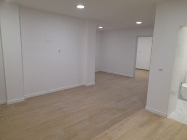 Local comercial en venda a Estruch - Eixample
