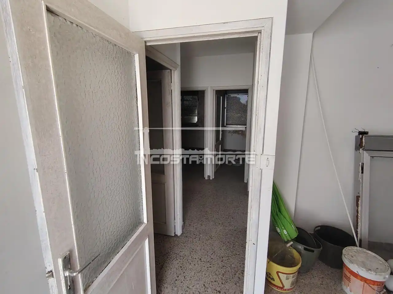 Duplexes for sale in Cee  with Storage room