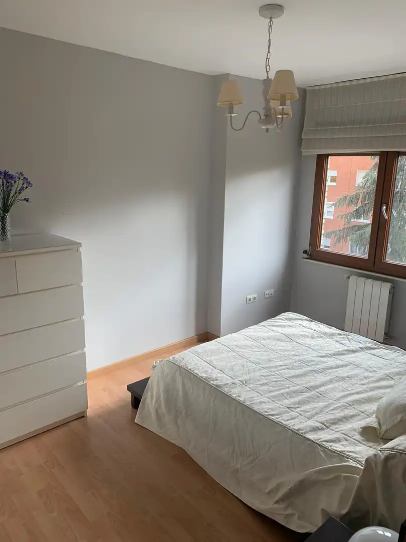 Wohnung zur Miete in Paseo de los Robles, Garrido Norte