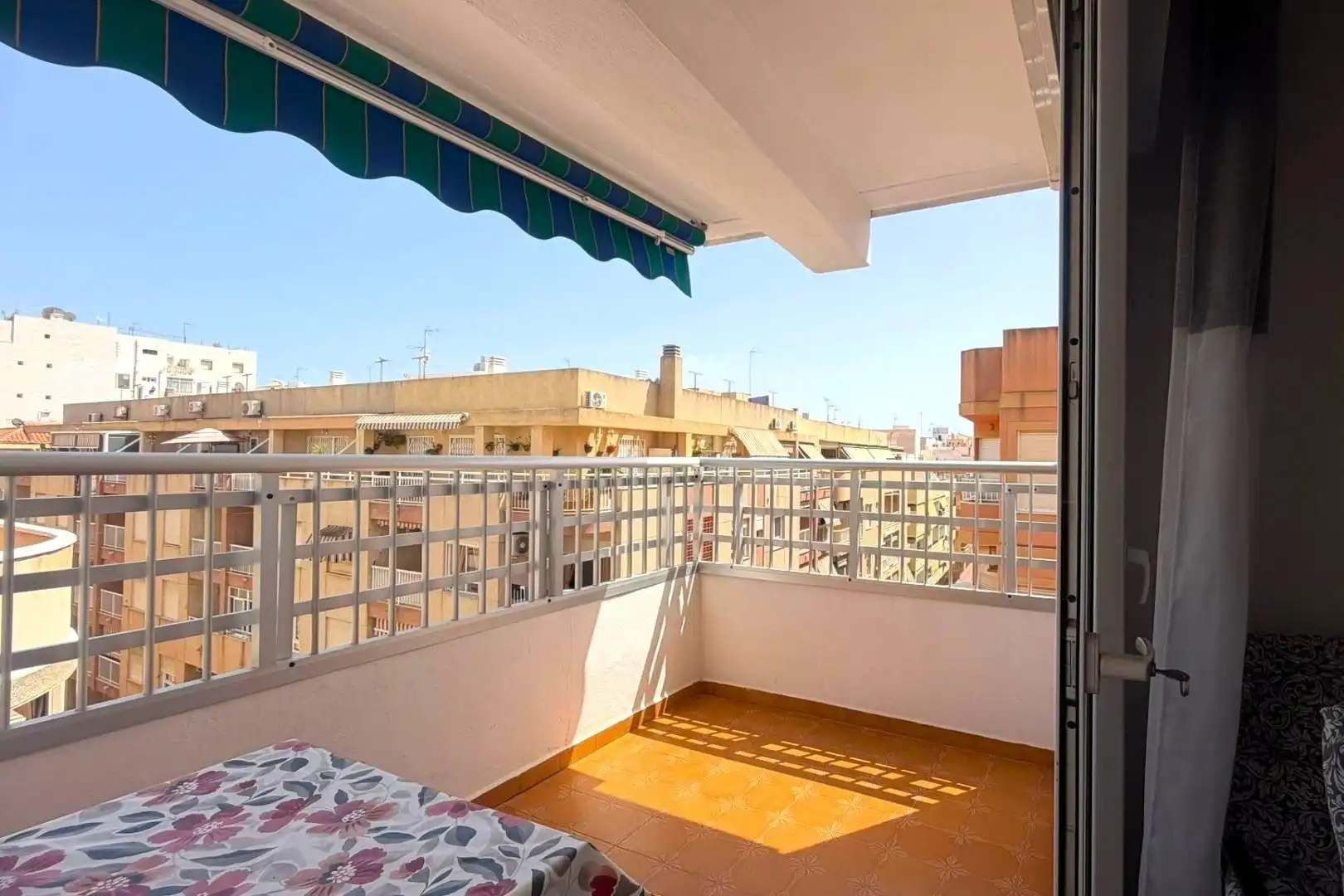 Terraza de Ático en venta en Torrevieja con Aire acondicionado, Calefacción y Amueblado