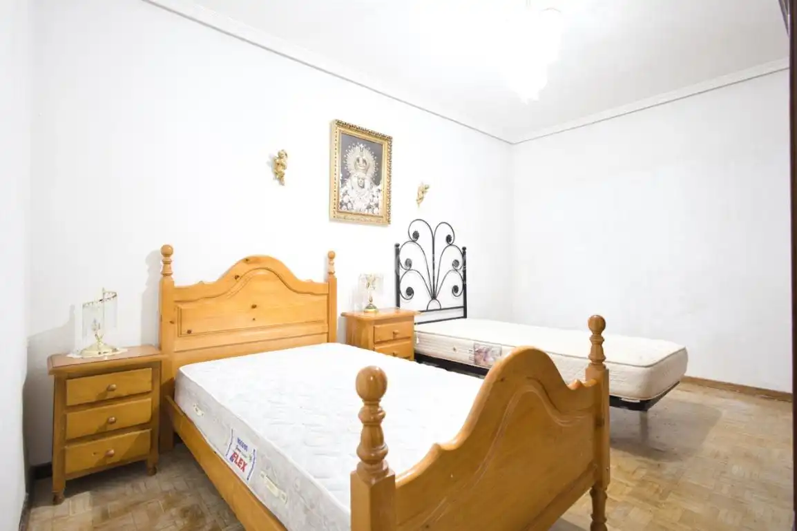 Bedroom of Flat for sale in Segovia  with Heating and Terrace