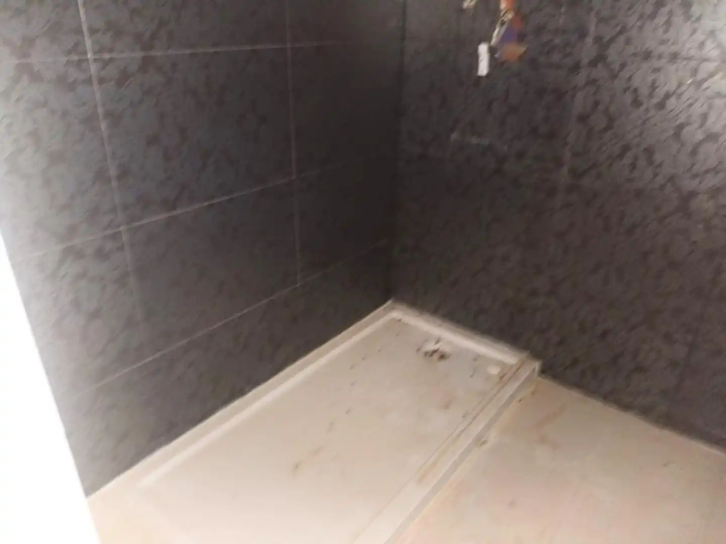 Bany de Edifici en venda en Almadén