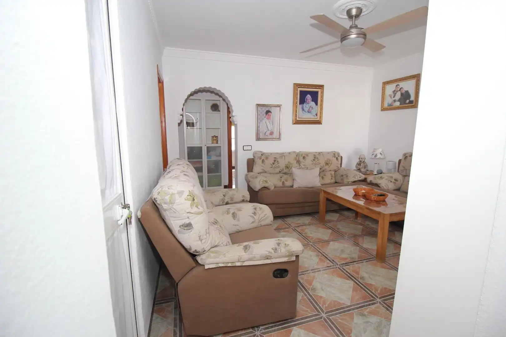 Sala d'estar de Casa o xalet en venda en Chiclana de la Frontera