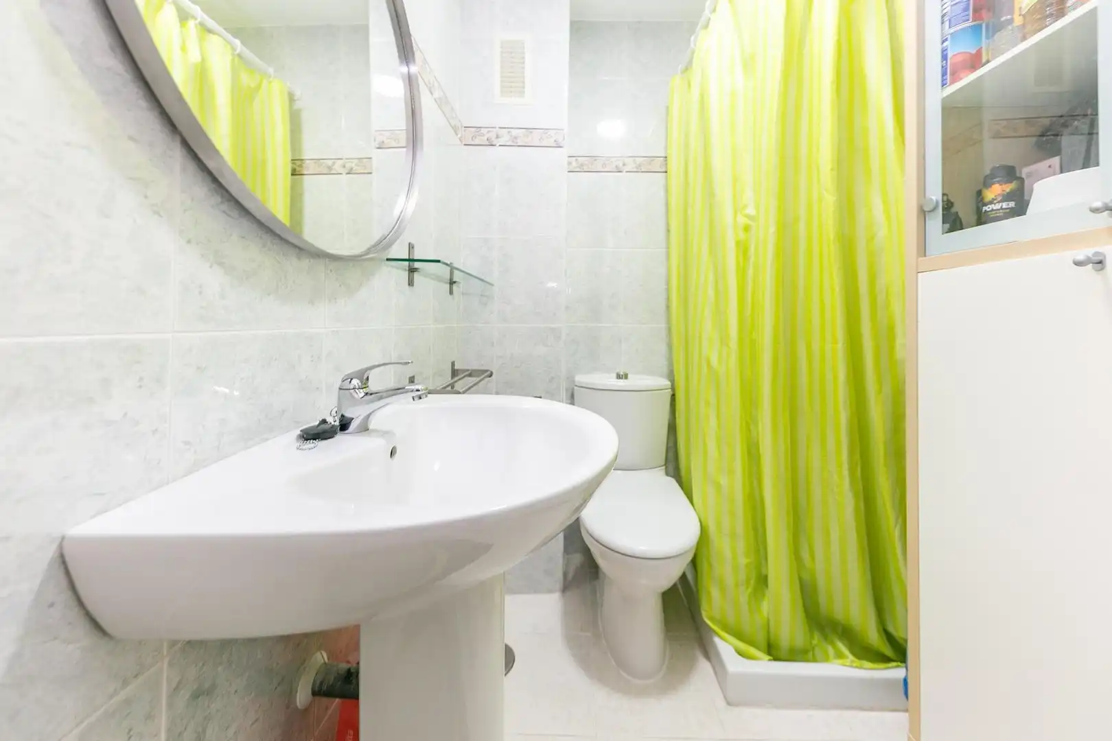 Baño de Dúplex en venta en Benalmádena con Aire acondicionado, Calefacción y Jardín privado