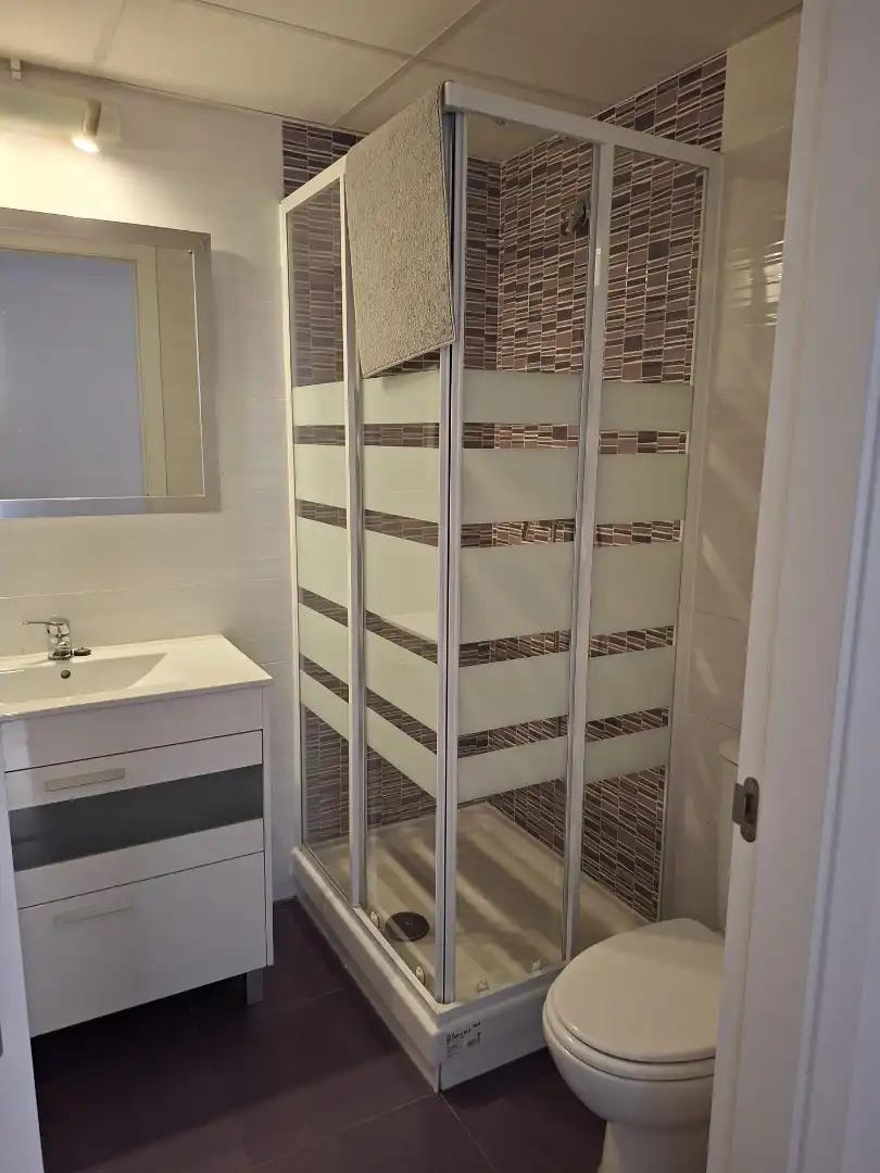 Bathroom of Flat for rent in Rivas-Vaciamadrid  with Air Conditioner, Heating and Parquet flooring