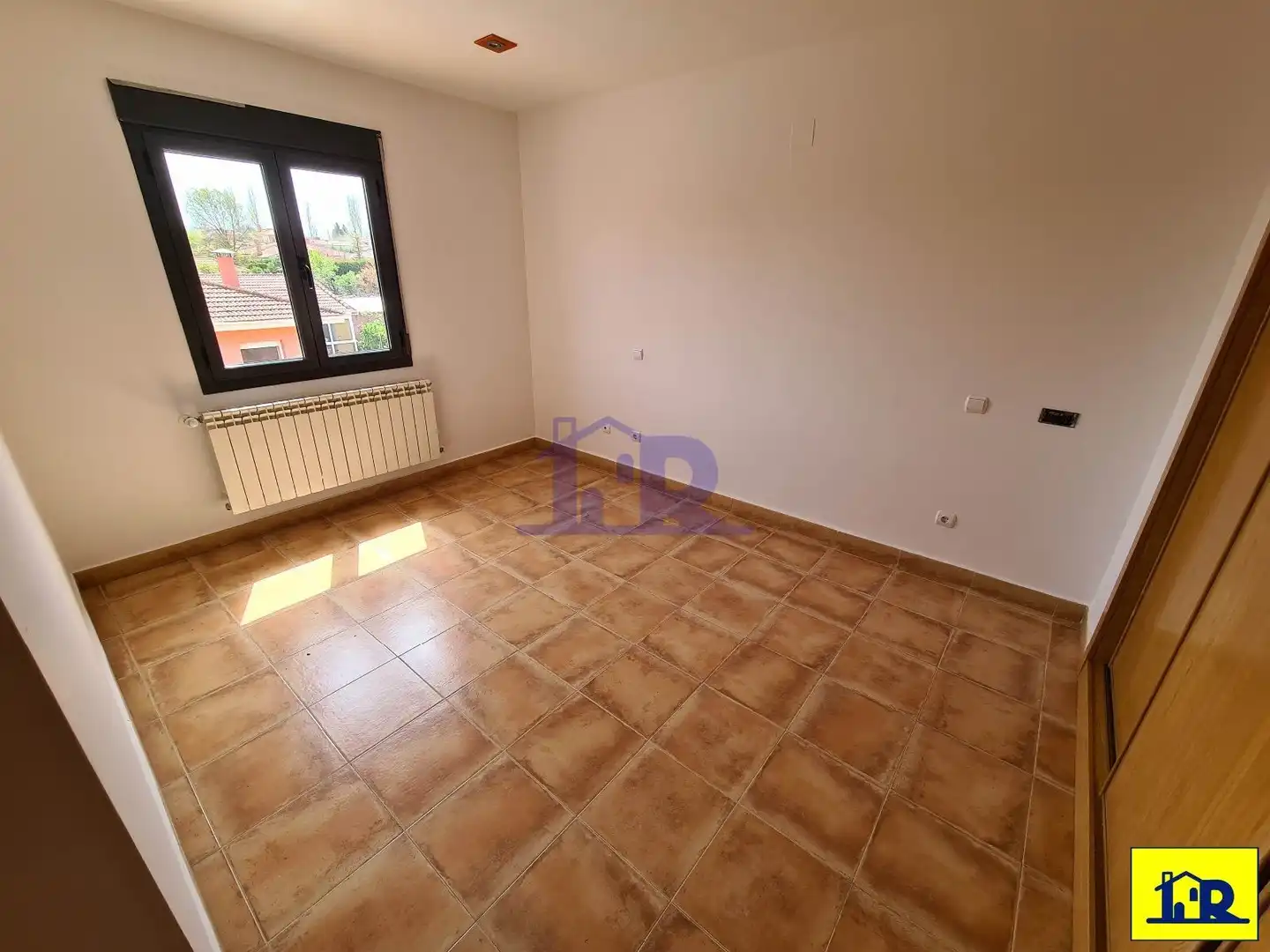 Casa adosada en venda en Villar de Olalla amb Calefacció, Jardí privat i Terrassa
