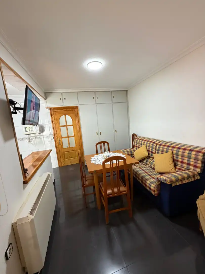 Wohnzimmer von Wohnung zur Miete in Puertollano mit Heizung und Möbliert