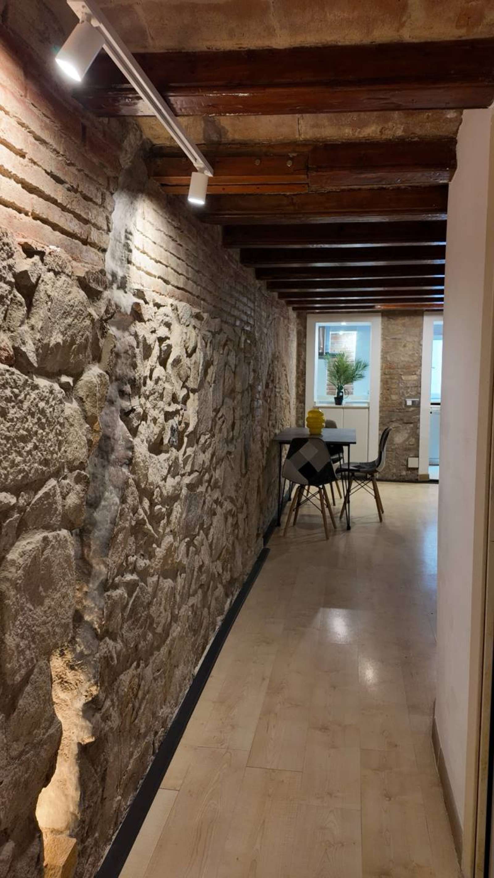 Estudi per a compartir en  Barcelona Capital amb Aire condicionat, Calefacció i Terrassa