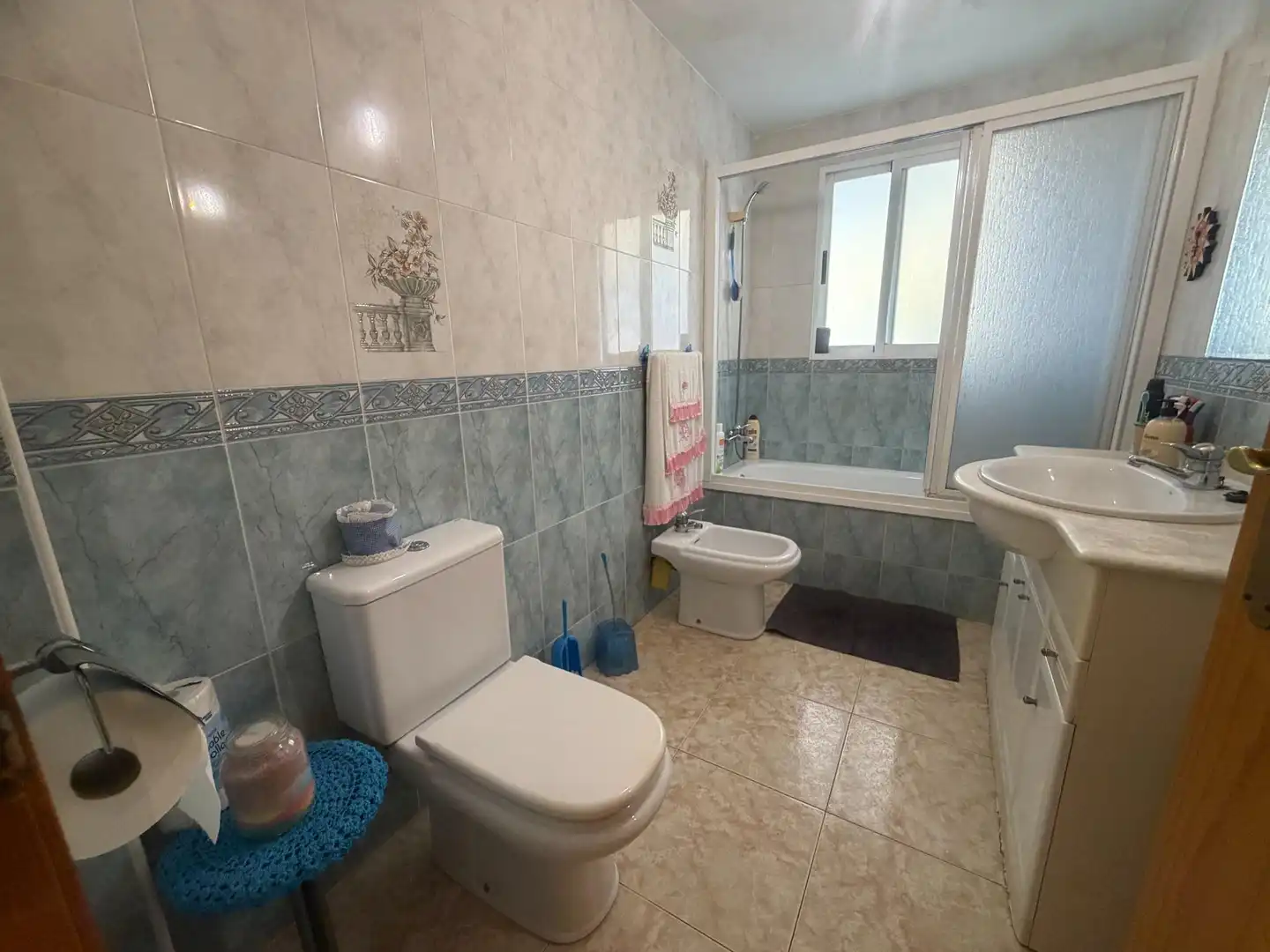 Bathroom of Flat for sale in Águilas  with Air Conditioner, Terrace and Furnished