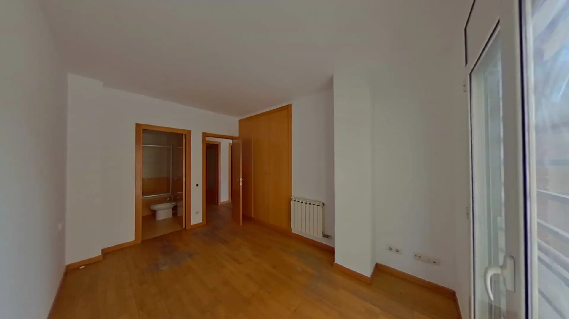 Bedroom of Flat for sale in Sabadell