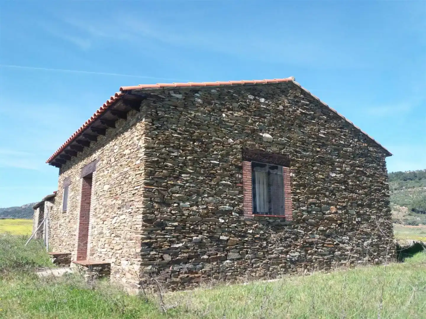 Vista exterior de Terreno en venta en Serradilla