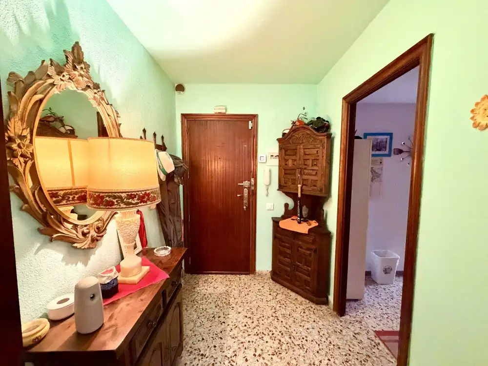 Apartament amb terrassa en venda a Guardamar Playa, imagen 3
