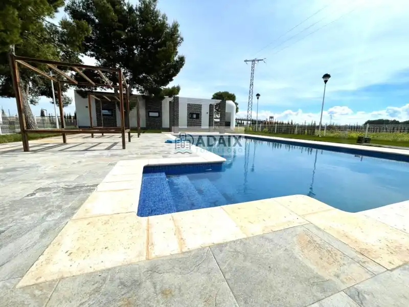 Swimming pool of Houses for sale in Tomelloso  with Air Conditioner, Heating and Swimming Pool