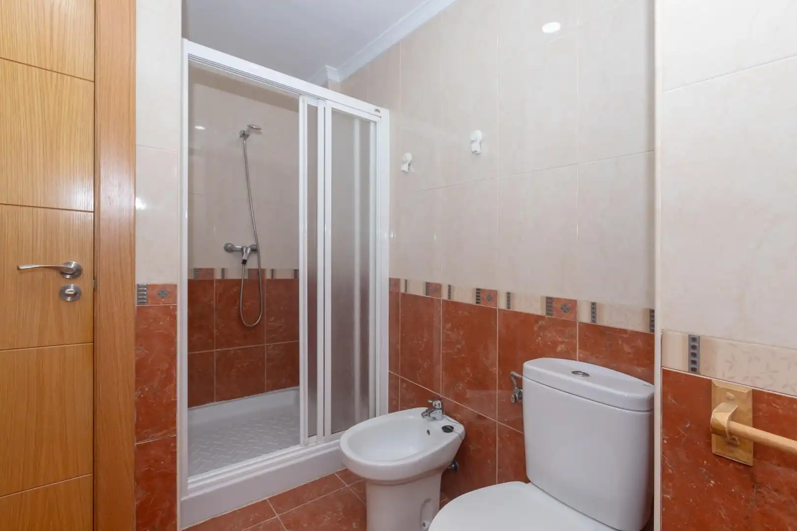 Piso en venta en AYALA, Parque Ayala - Jardín de la Abadía - Huelín