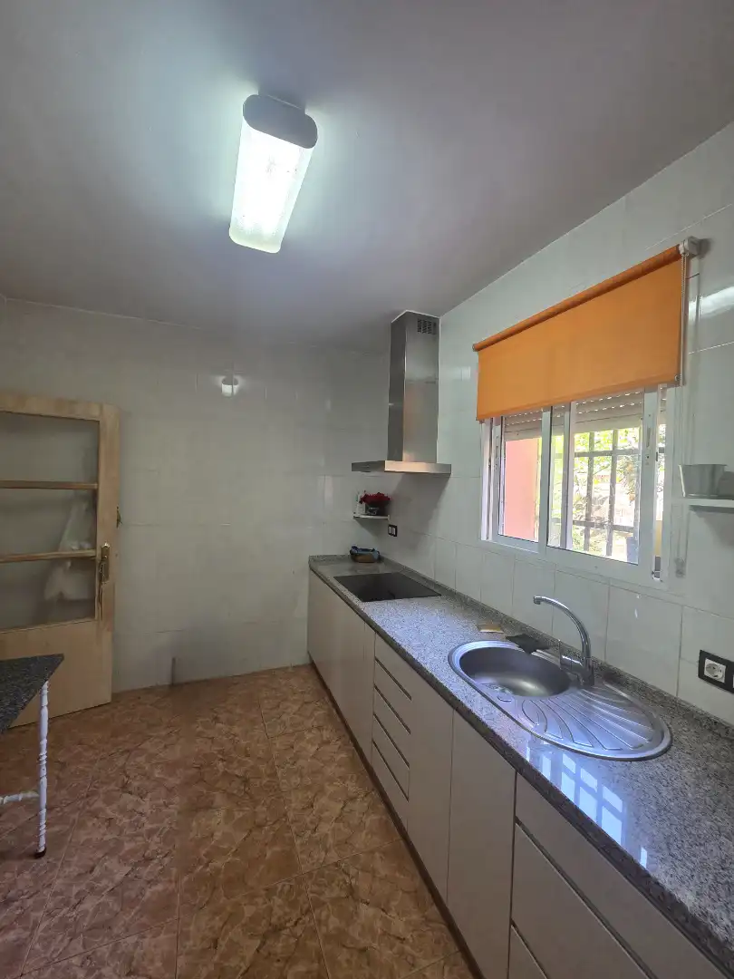 Kitchen of Houses for sale in Badajoz  with Private garden, Terrace and Storage room