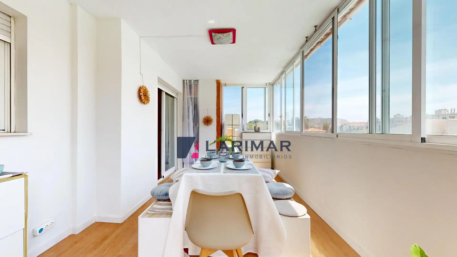 Habitación de Piso en venta en Alicante / Alacant con Calefacción, Terraza y Trastero