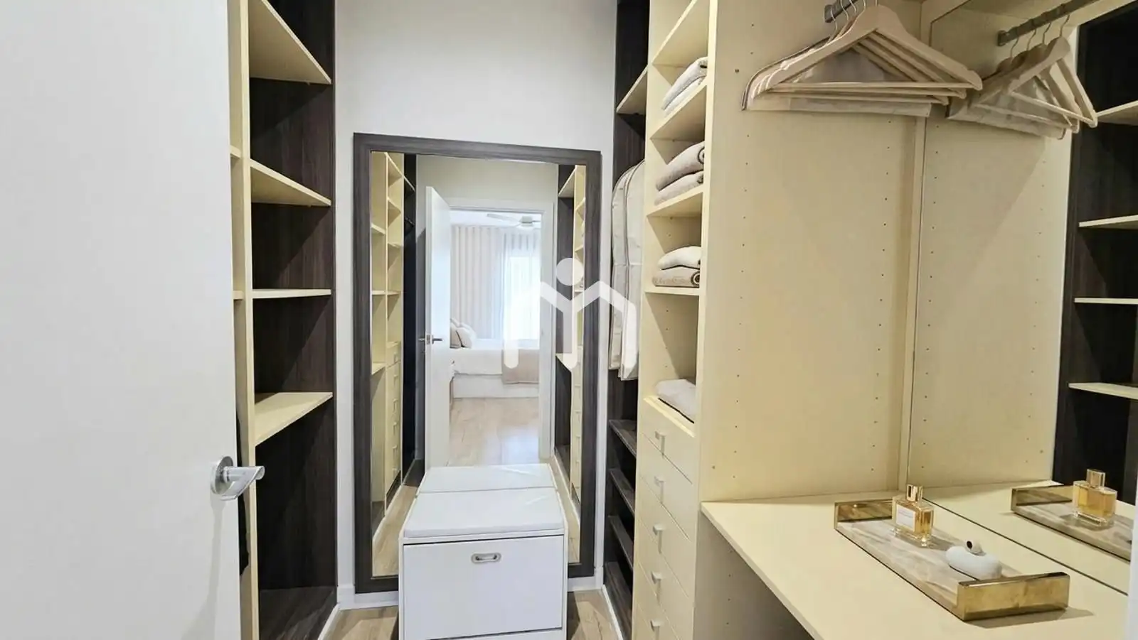 Habitación de Piso en venta en Badalona con Aire acondicionado, Calefacción y Parquet