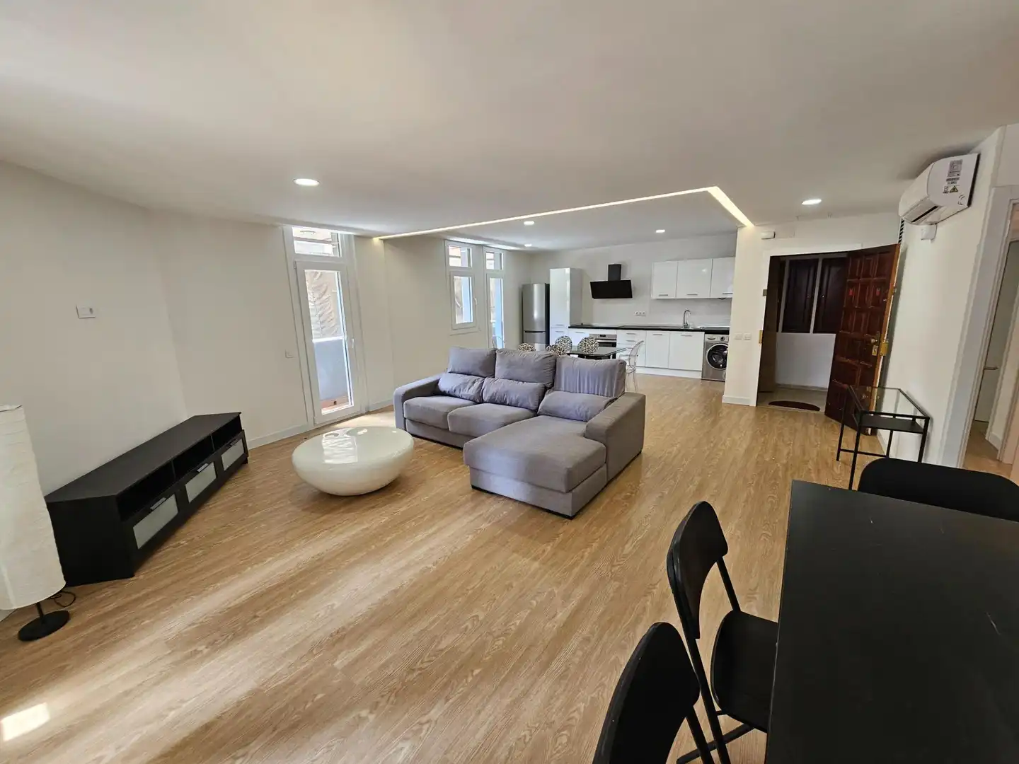 Sala de estar de Piso de alquiler en Las Palmas de Gran Canaria con Aire acondicionado, Parquet y Balcón