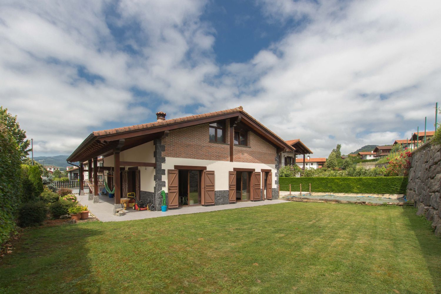Exterior view of House or chalet for sale in Lekunberri  with Heating, Terrace and Storage room