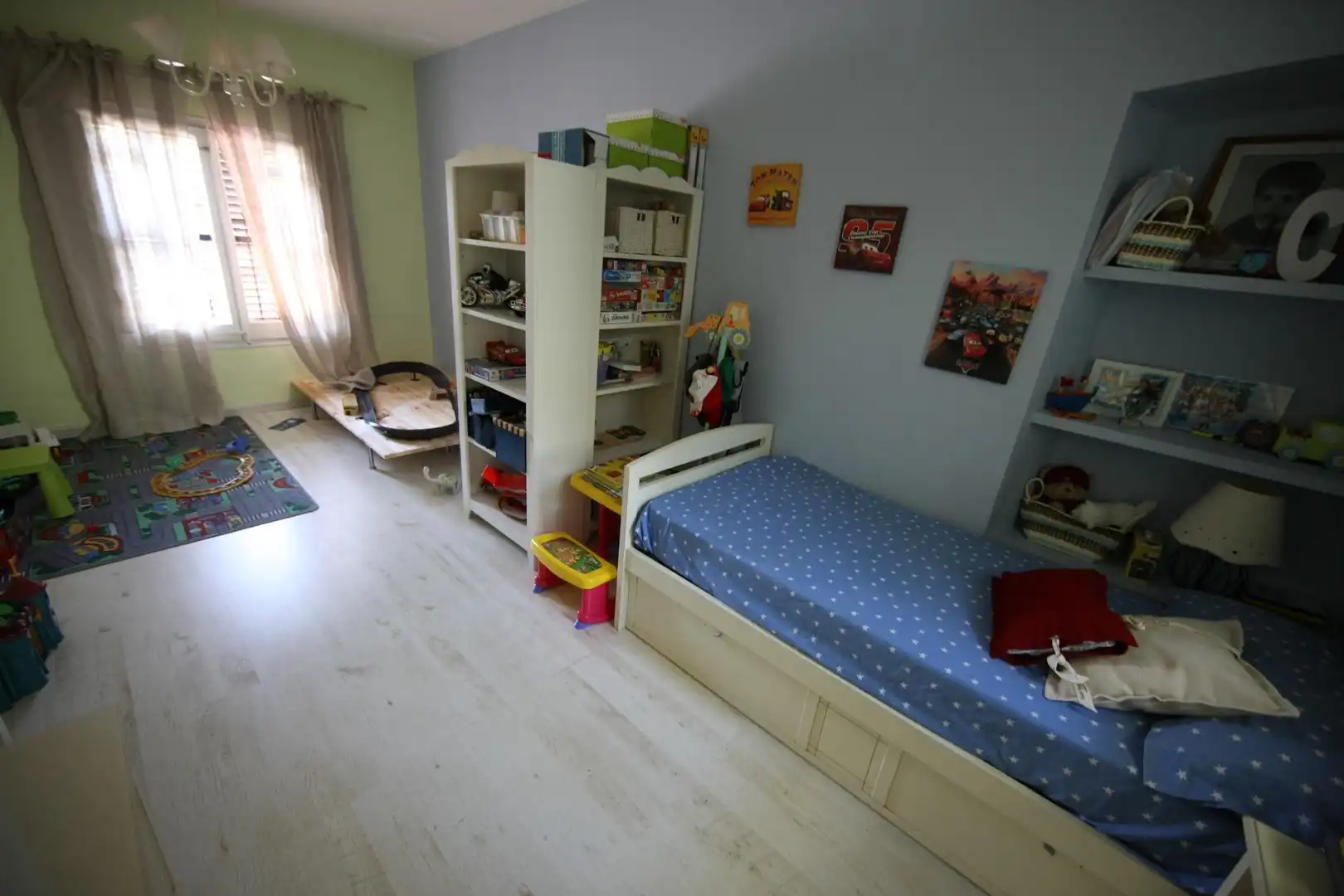 Habitación de Casa adosada en venta en Breda con Calefacción, Jardín privado y Terraza