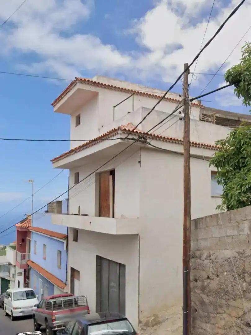 Vista exterior de Casa adosada en venda en La Victoria de Acentejo amb Balcó