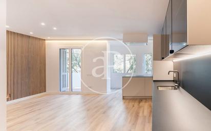 Kitchen of Flat for sale in  Barcelona Capital  with Air Conditioner, Heating and Balcony