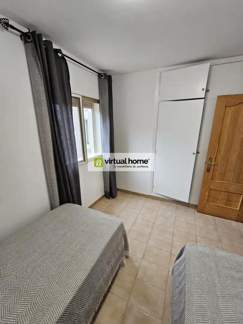 Dormitori de Casa o xalet de lloguer en Relleu amb Aire condicionat i Terrassa