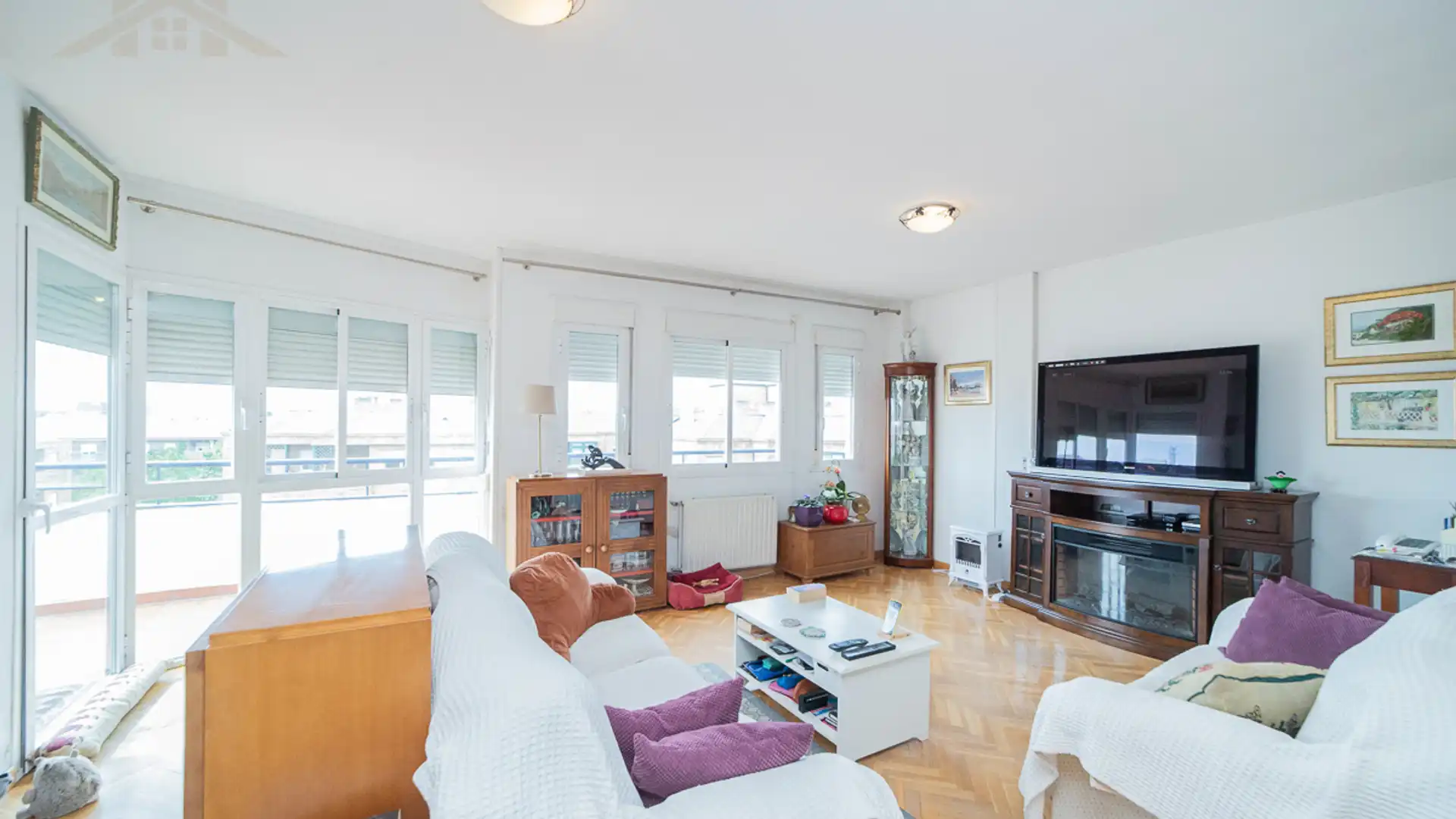 Sala de estar de Ático en venta en Majadahonda con Aire acondicionado, Calefacción y Terraza