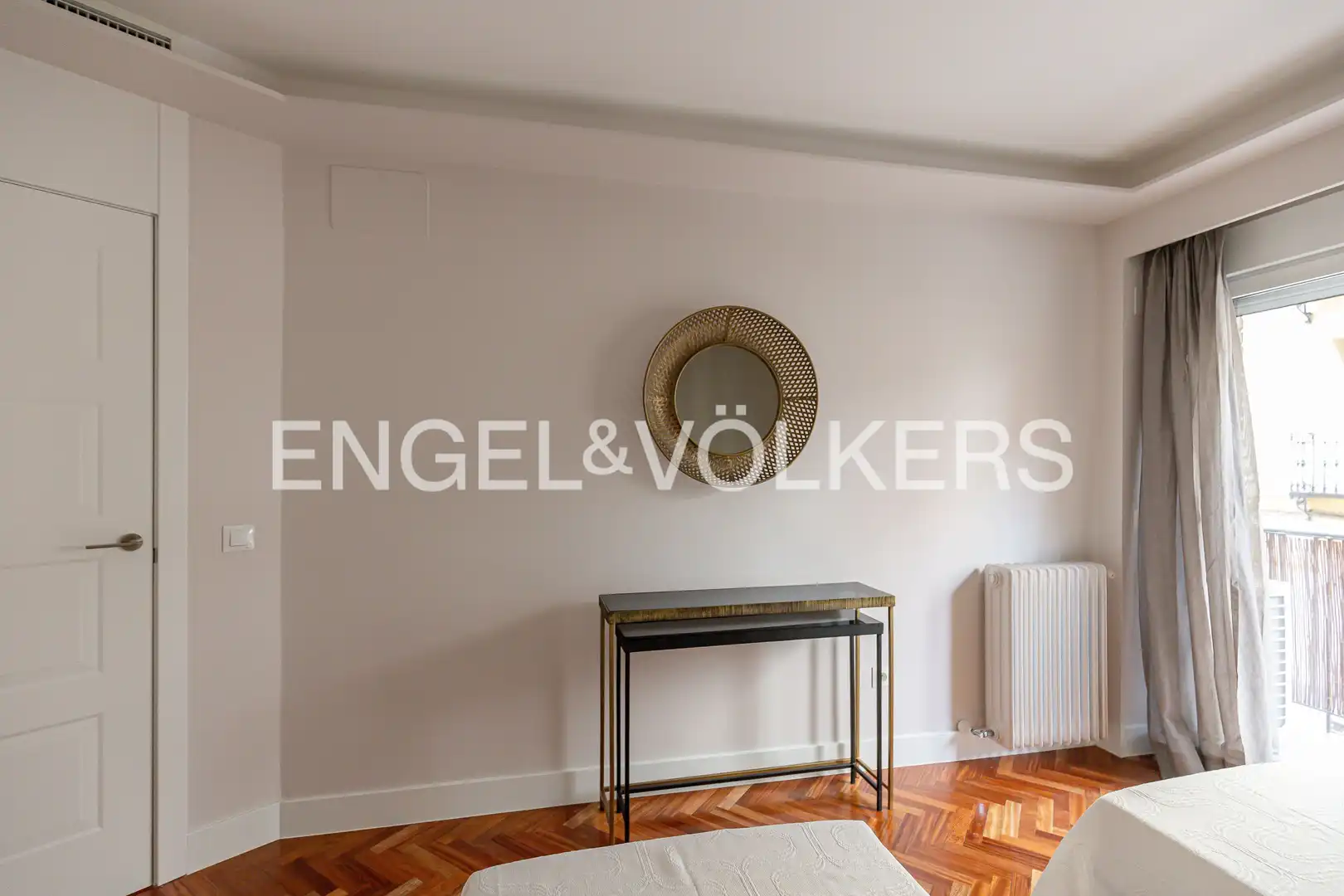Wohnzimmer von Wohnung zum Verkauf in Madrid mit Klimaanlage, Heizung und Parkett