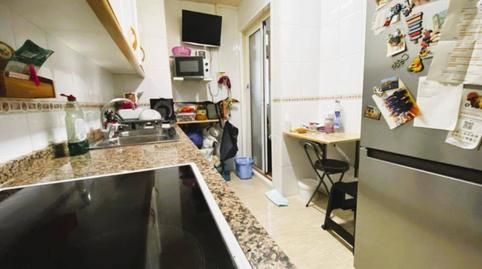 Foto 5 de Pis en venda a Calle Bidasoa, Les Arenes - La Grípia  Can Montllor, Terrassa