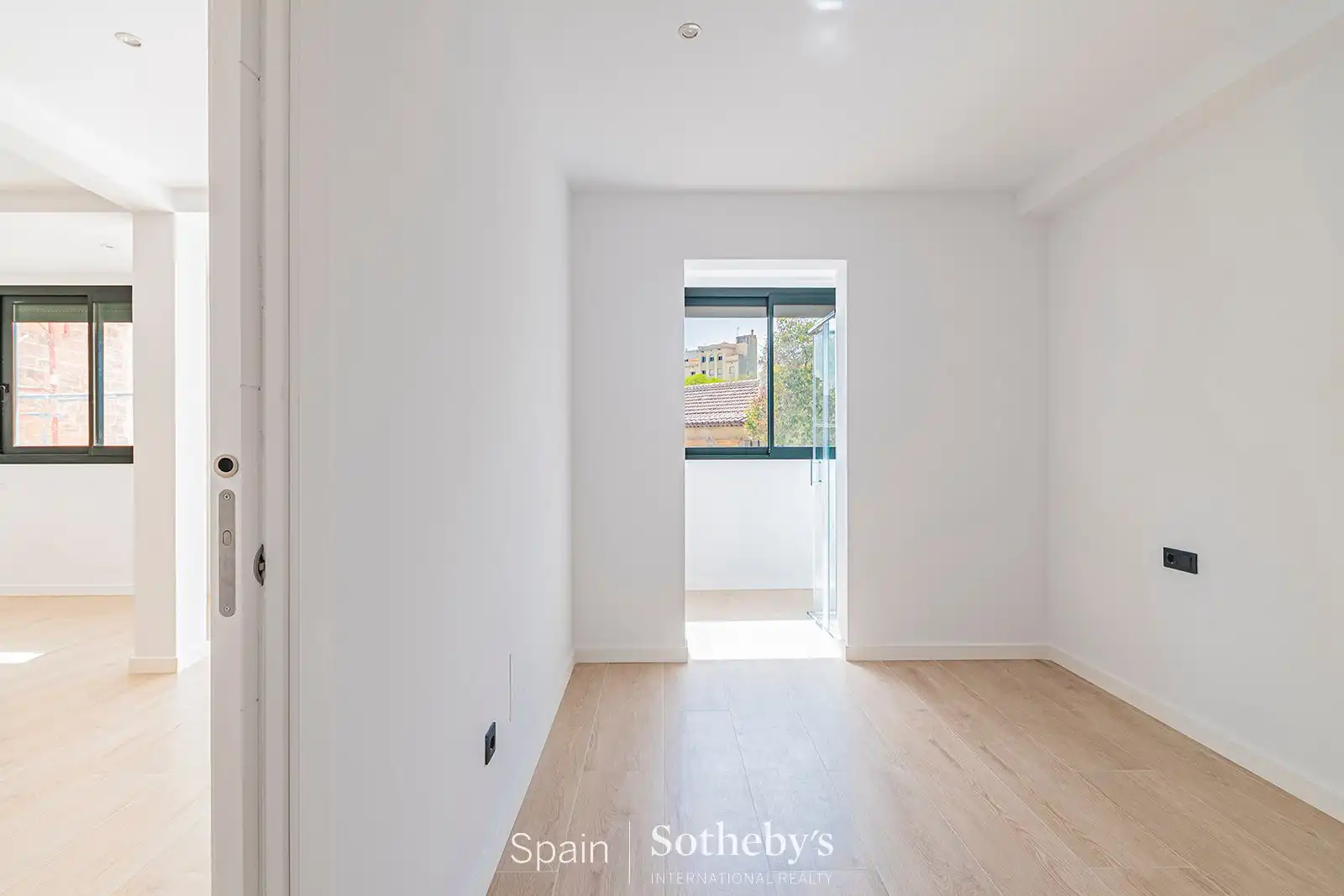 Apartamento en venta en Barcelona con Aire acondicionado, Calefacción y Terraza