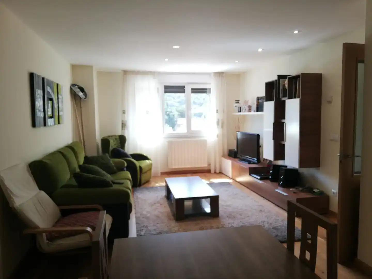 Sala d'estar de Casa adosada en venda en Arnedillo amb Balcó