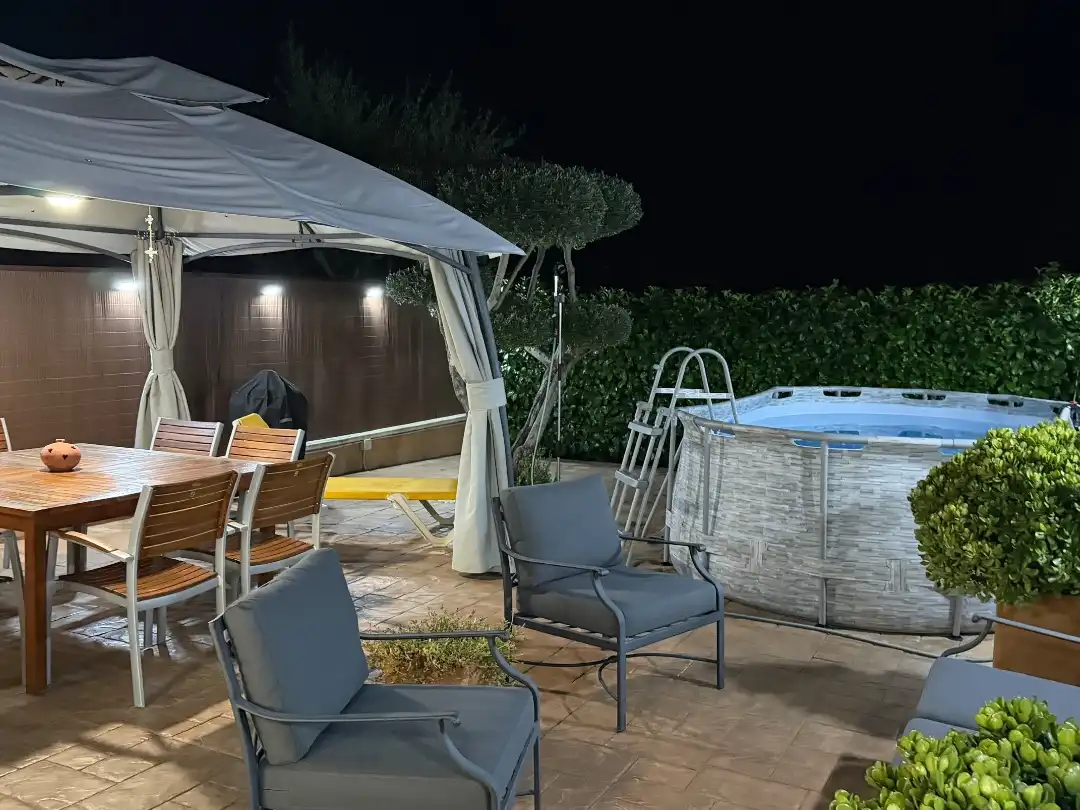 Casa pareada con piscina en venta en Carrer de l'Espígol 1, imagen 2