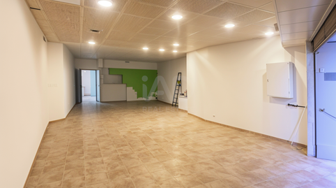 Photo 2 of Premises to rent in Consulat del Mar, 49