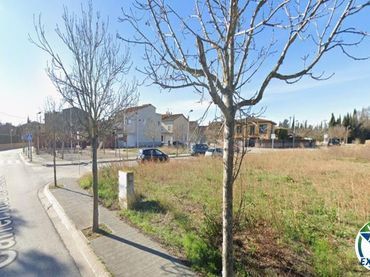 Terreny residencial en venda a Urbanització els Xiprers