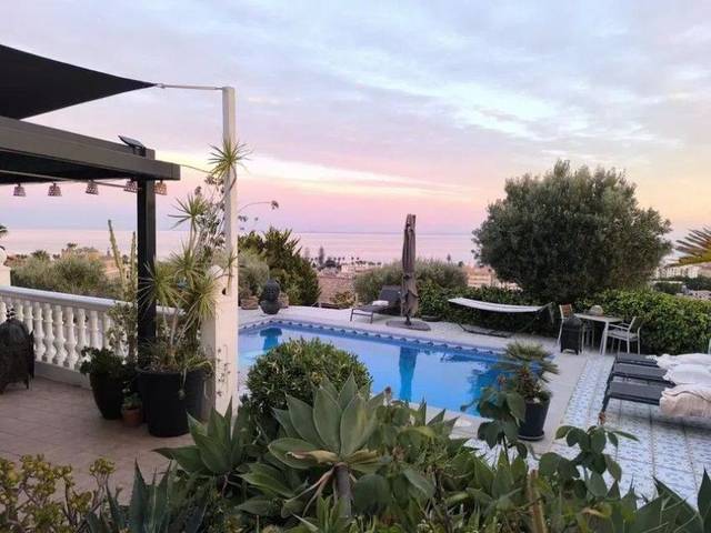 Casa-chalet en Venta en Lo Cea