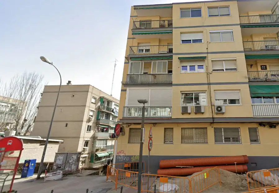 Vista exterior de Pis en venda en Ciudad 70