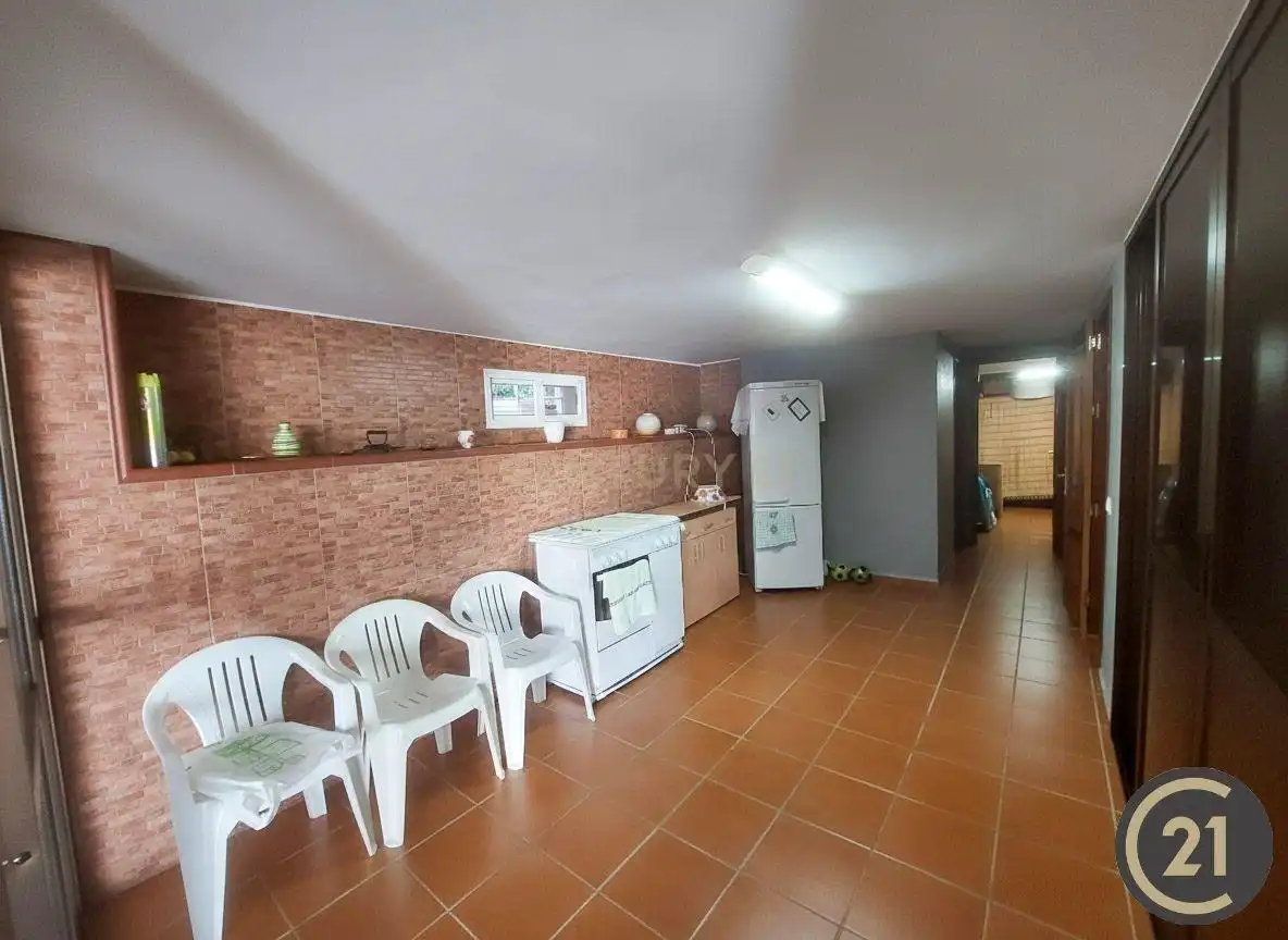 Casa o xalet en venda en Espartinas amb Aire condicionat, Jardí privat i Traster