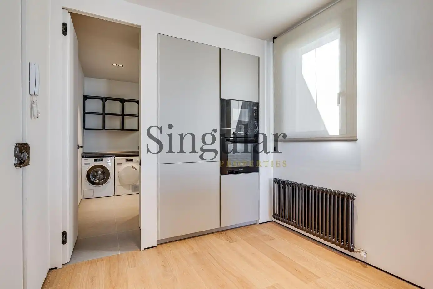 Habitación de Piso en venta en Barcelona con Calefacción, Terraza y Balcón