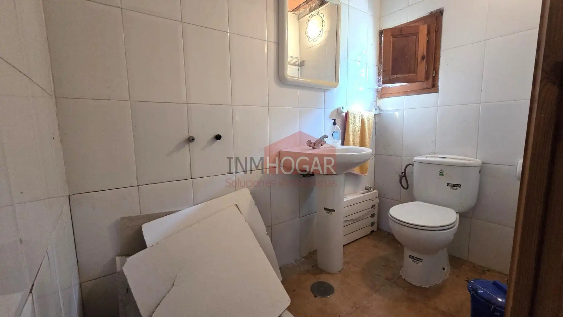 Dormitori de Casa o xalet en venda en Herradón de Pinares amb Calefacció i Moblat