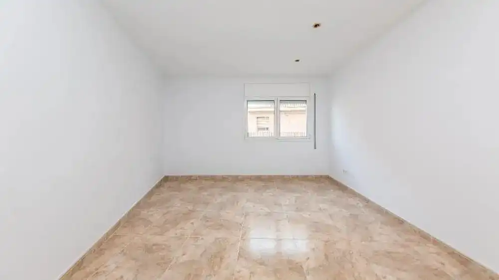 Habitación de Piso en venta en Badalona