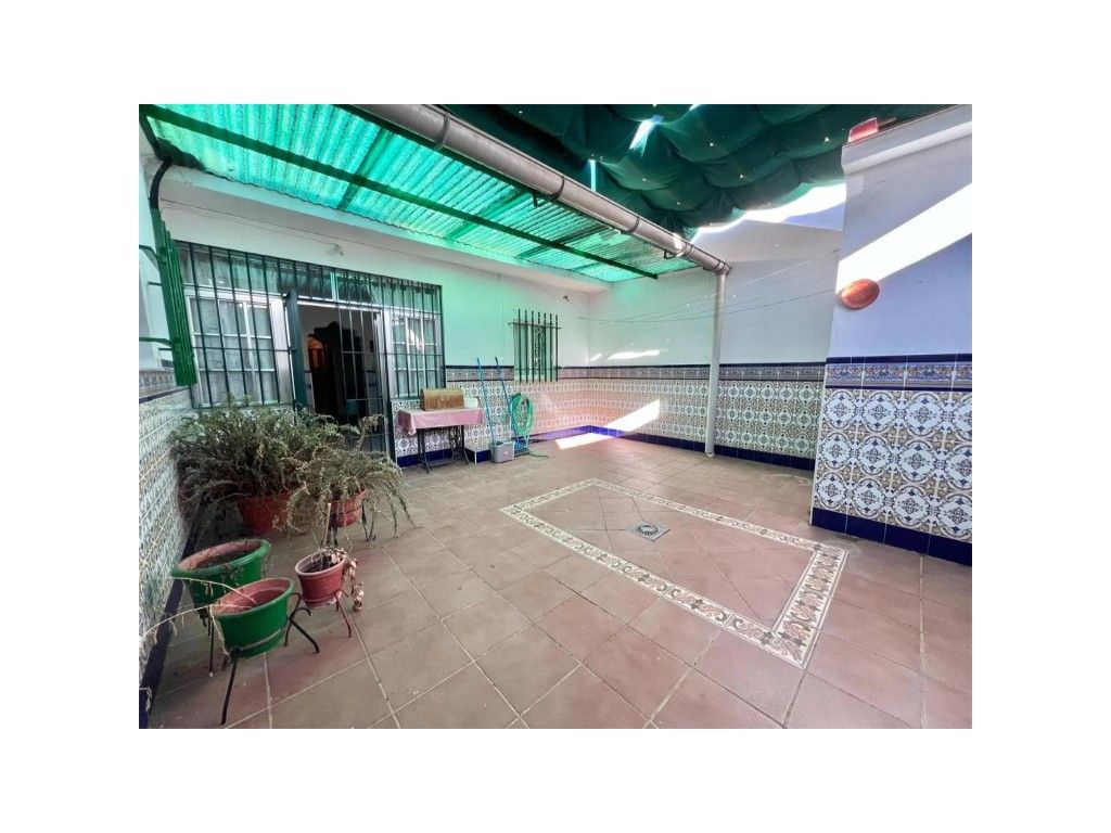 House or chalet for sale in Dos Hermanas